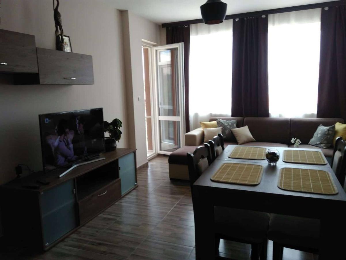 Nev Apart New Velingrad Exterior foto